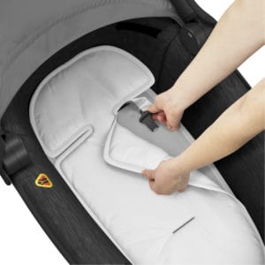 1510672110 2020 maxicosi stroller carrycot jade black essentialb