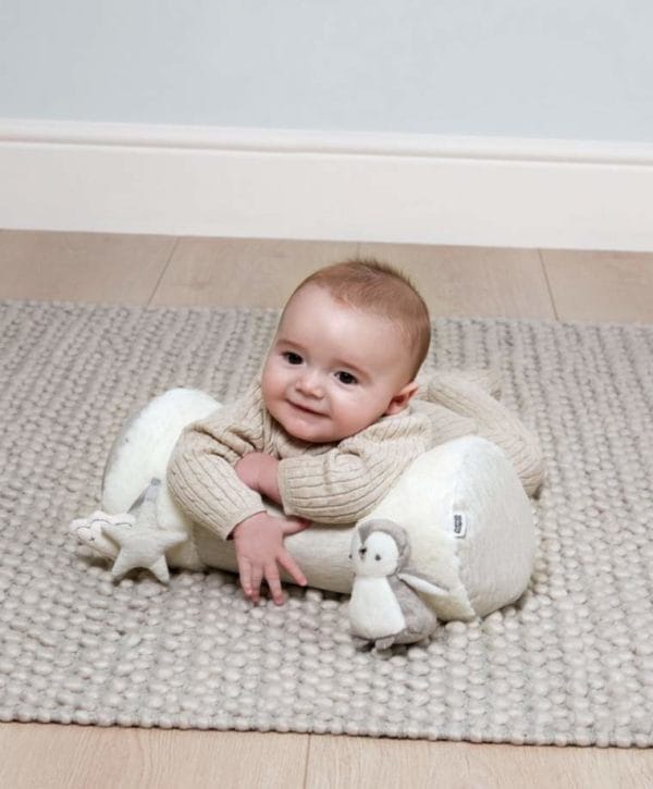 7437WC100 WUAC Tummy Time Roll LS Reshoot2