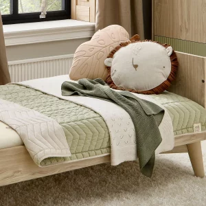 Mamas papas quilts coverlets born to be wild quilt 33202057609381 1200x