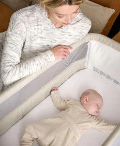 Mamas papas bedside sleeping lua bedside crib beige 34047726420133 1200x