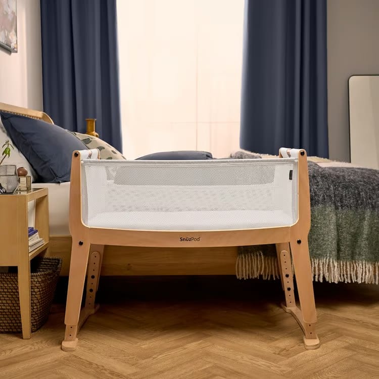 Snuzpod Studio Bedside Criib Stockholm (1)