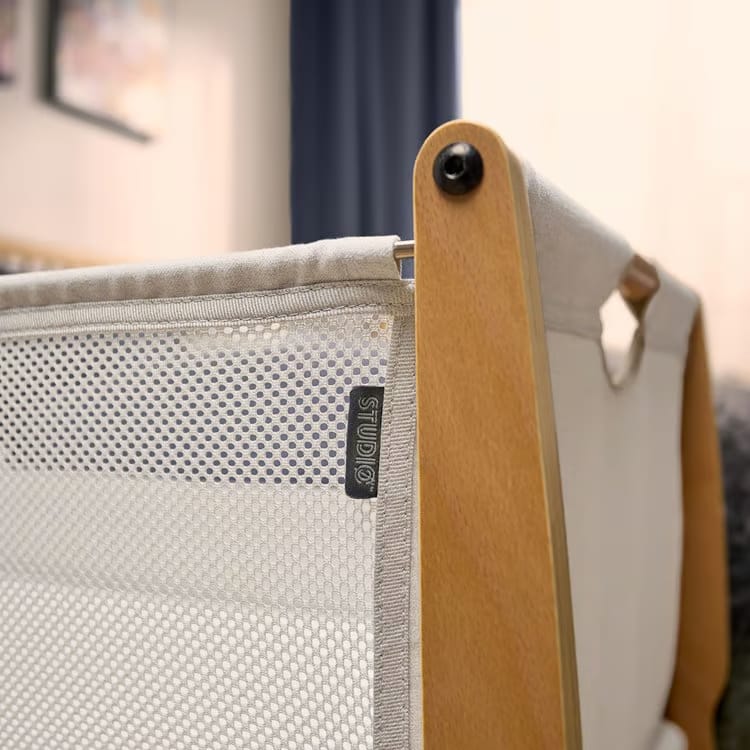 Snuzpod Studio Bedside Criib Stockholm (2)
