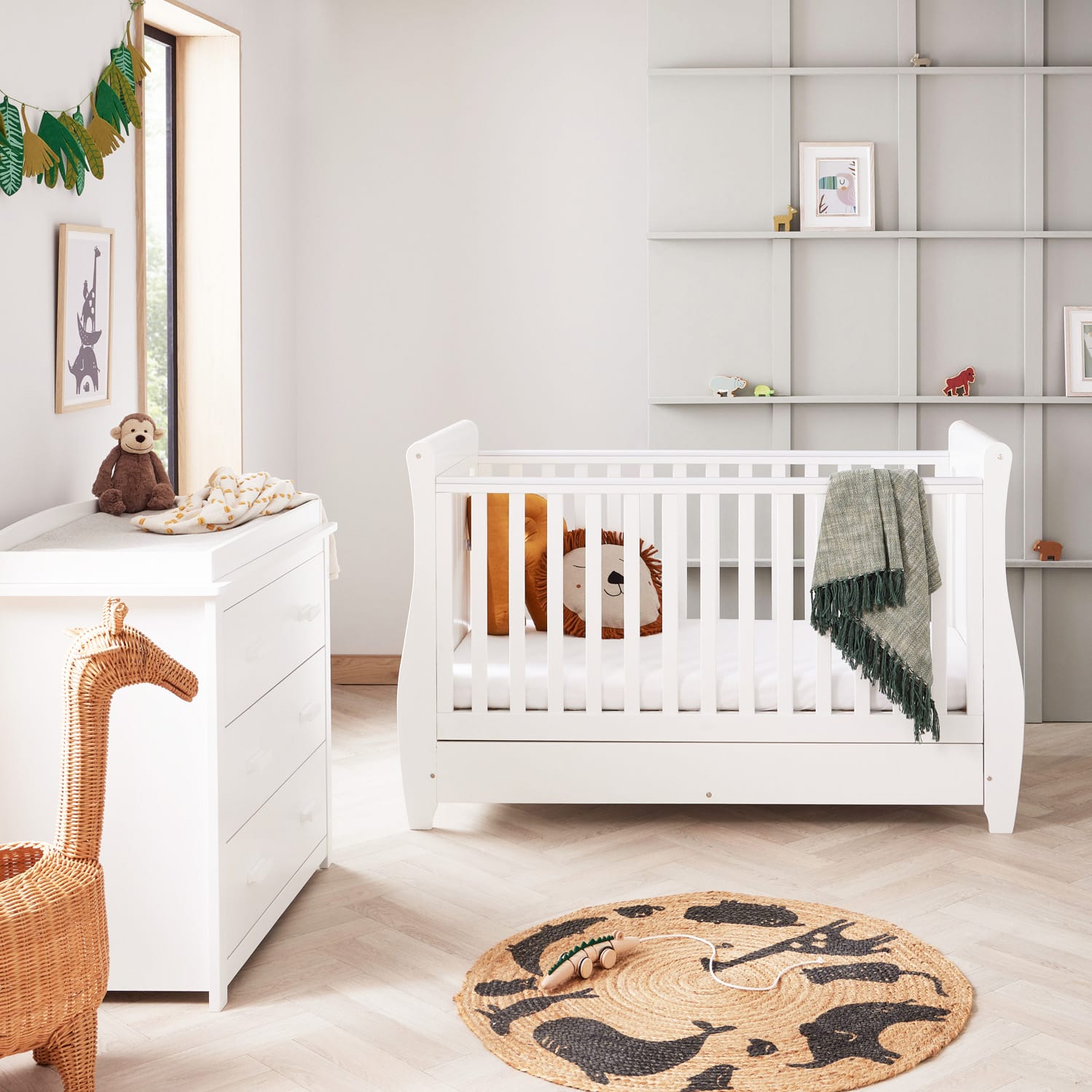 Stella 2 Piece Room Set White 2