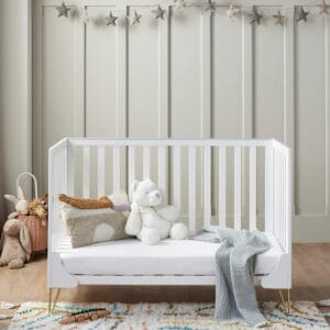 Babymore Kimi Cot Bed White 3