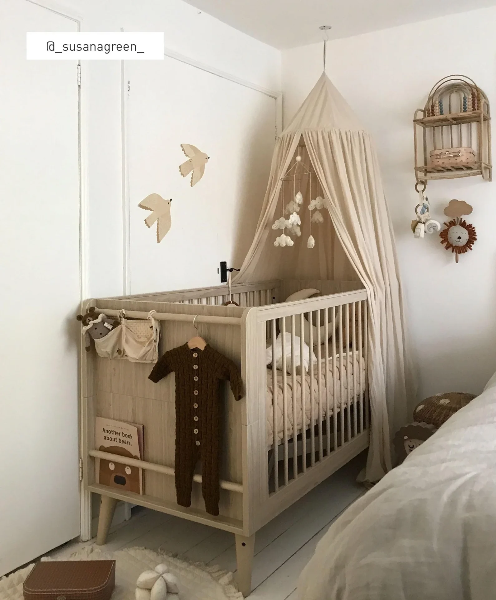 Mamas Papas Cot Beds Coxley Cotbed Natural 33622866231461 1024x1024@2x