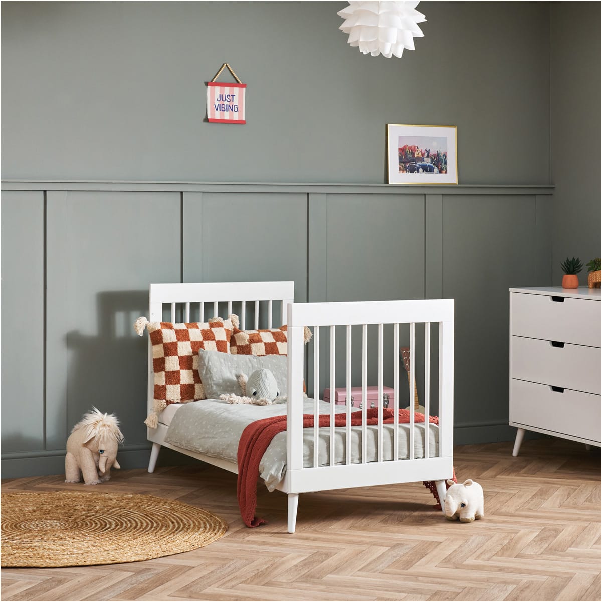 Obaby Maya Cot Bed Nordic White (15)