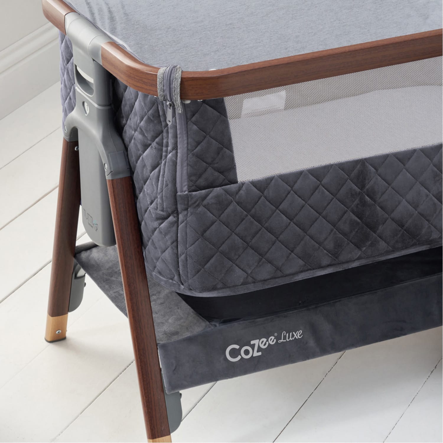 Tutti bambini cozee luxe bedside crib walnut slate (10)